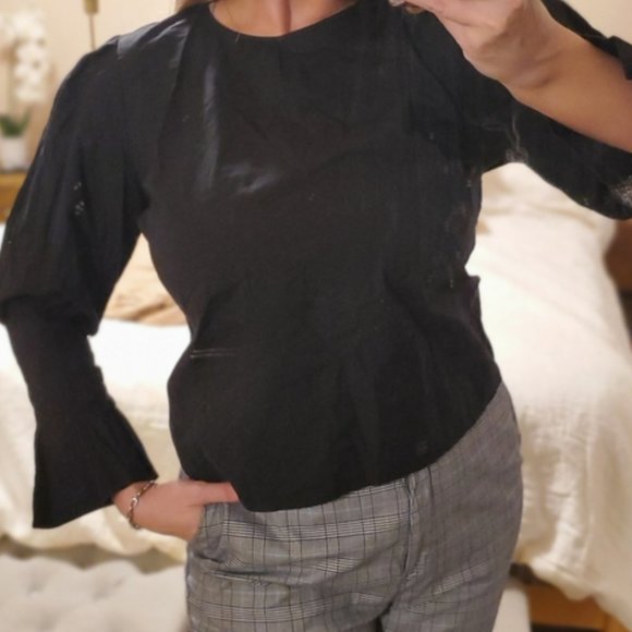 Who What Wear Black Poplin Puff Sleeve Gathered Cuff Top - Picture 2 of 5